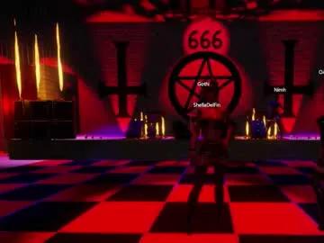 Freechat slavelilith on Chaturbate