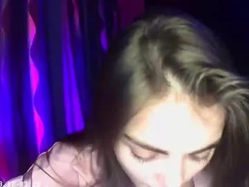 Freechat sophiesuvi on Chaturbate