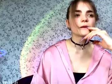 Freechat sophiesuvi on Chaturbate