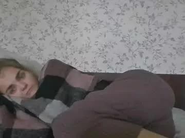 Freechat sophiesuvi on Chaturbate