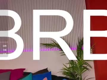 Freechat sophiesuvi on Chaturbate