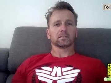 Freechat tomhardic on Chaturbate