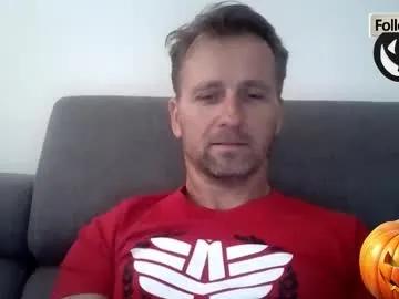 Freechat tomhardic on Chaturbate