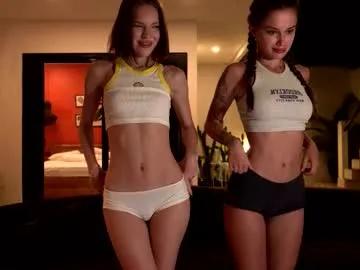 tootightwithbra — GOAL: take off shorts + tease ass #18 #shy #teen #bigboobs #skinny [1000 tokens remaining]