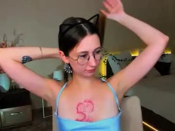 Group yourlovelystoryy on Chaturbate