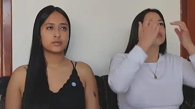 Freechat 2SummerLove1 on StripChat