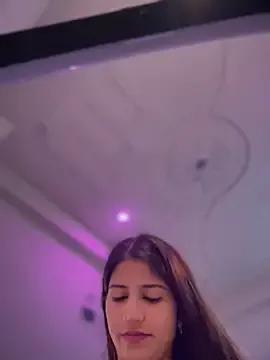 StripChat 4U143 is Group 4U143 — Full nude show