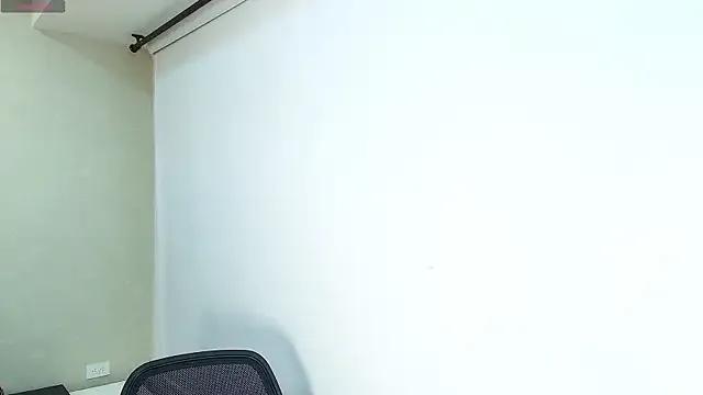 StripChat _Victoria_Collins is Freechat _Victoria_Collins — Break stockings to put your cock in