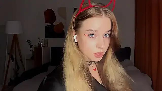 Freechat Babymoney_2007 on StripChat