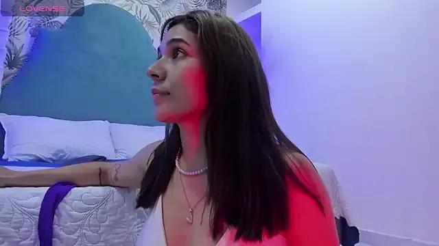 bellaa_becca on StripChat 