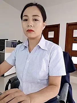 Freechat bingxin- on StripChat