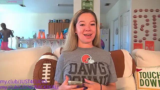 Freechat boomboomr00m on StripChat