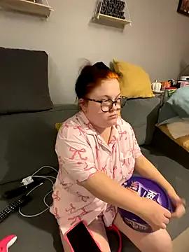 Freechat BrattyPrincess-x on StripChat