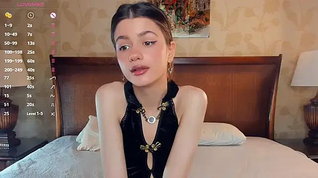 StripChat CathrynCovil is Freechat CathrynCovil — Sensual breasts massage