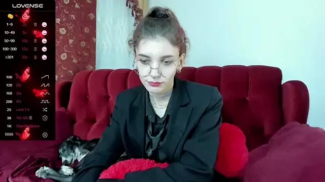 Freechat CherryBloom777 on StripChat