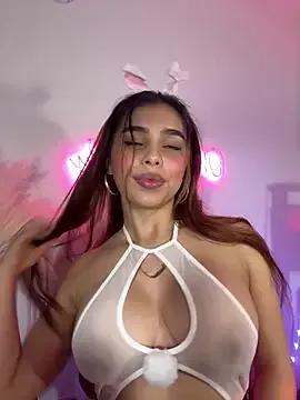 Freechat crisbell_lopez on StripChat