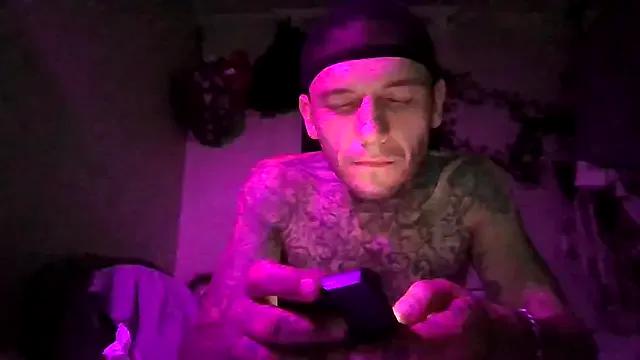 Freechat cruz815 on StripChat