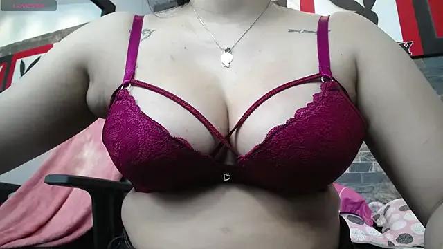 Group dayadubey_ on StripChat