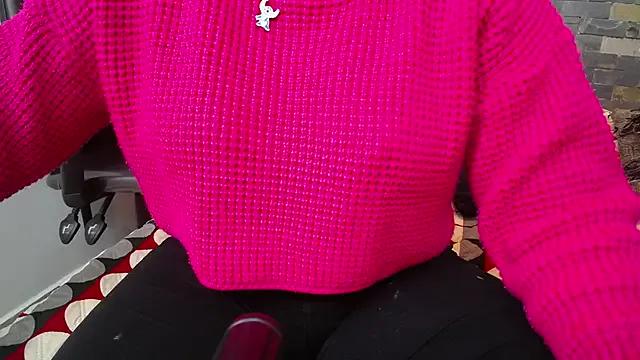 Group dayadubey_ on StripChat