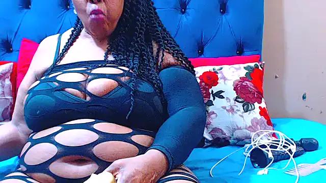 Freechat ebonycandy10 on StripChat