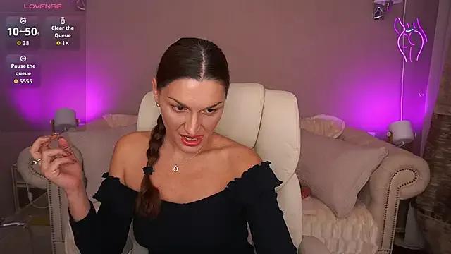 Private EllaGoldenn on StripChat