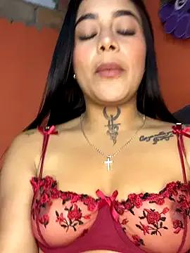 Freechat Emily_sharlot on StripChat