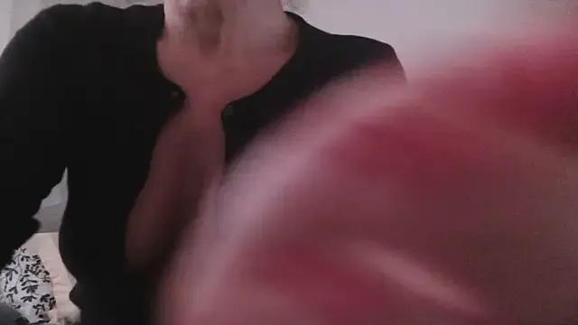 Freechat fragrance72 on StripChat