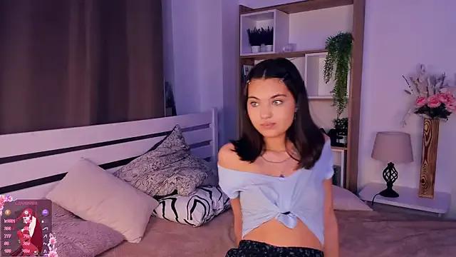 Freechat FunnyyMonkeyy on StripChat