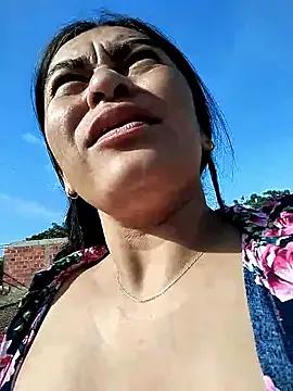 Freechat Horny-Mommy-Dirty on StripChat