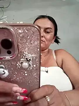 Freechat Horny-Mommy-Dirty on StripChat