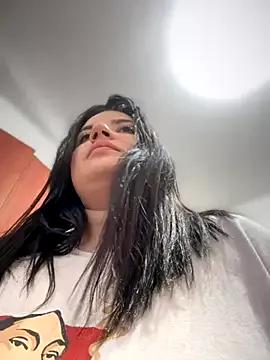 Freechat horny_roomiess on StripChat