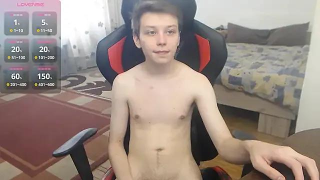 Freechat hugkydo on StripChat