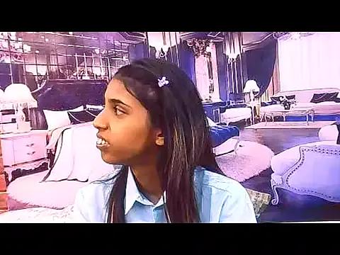 Freechat IndianSexySlender on StripChat