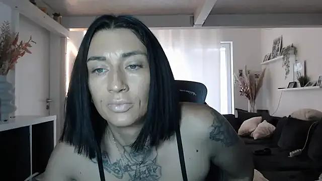 StripChat IntiMia is Freechat IntiMia — 25x ass slap plus ein video