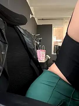 Freechat Isabella_Varella on StripChat