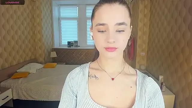 Group JinnyMcie on StripChat