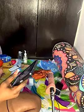 Freechat JuicyEve on StripChat