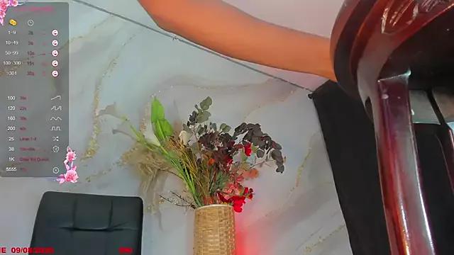 Freechat Karla-Ebony on StripChat