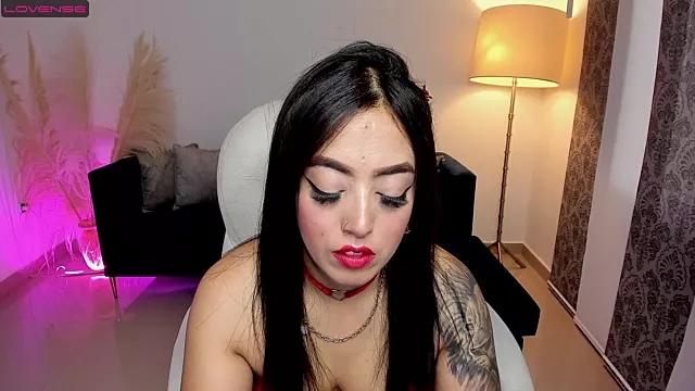 Freechat kim_thompson_1 on StripChat