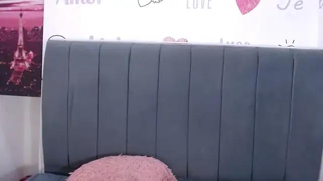 Freechat KittyBrookex on StripChat