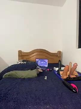 Freechat lanahot-77 on StripChat