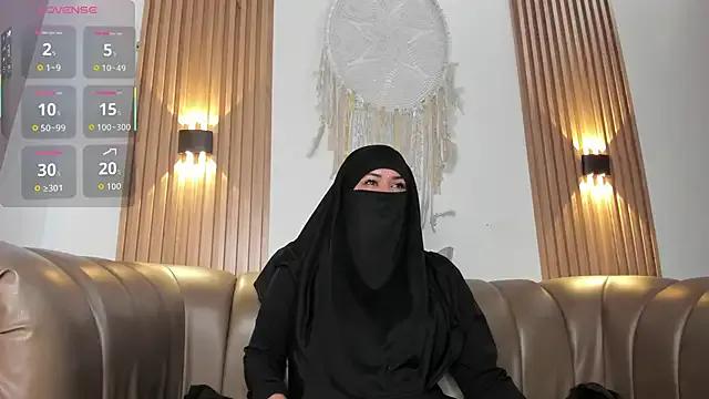 Freechat Layla_arabelle on StripChat