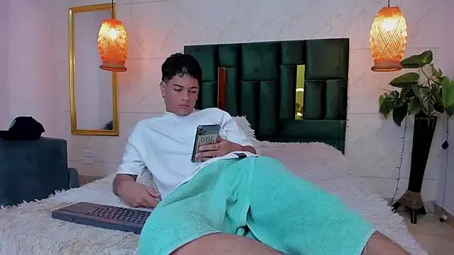 Freechat Levy_Steve on StripChat