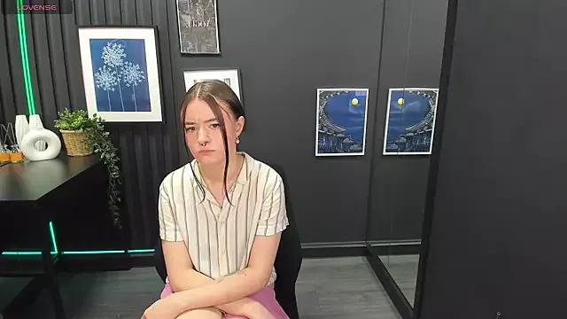 Freechat Lily_Moonlight on StripChat