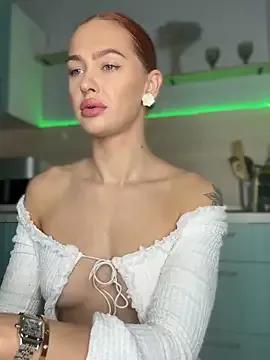 Private LittleFox___ on StripChat