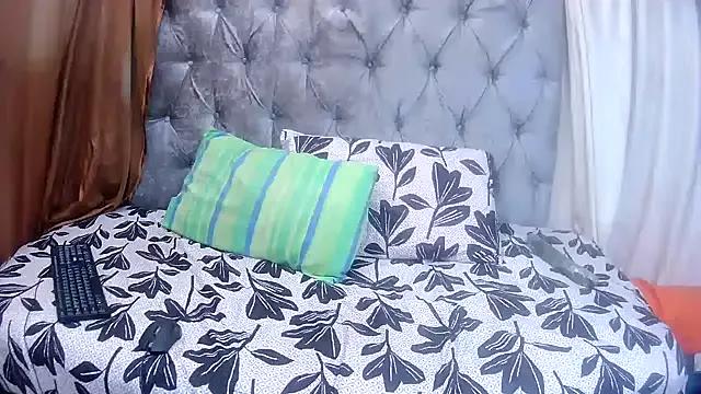 Freechat Lollilips105 on StripChat