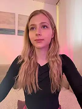 StripChat LunaRase is Group LunaRase — Group on StripChat