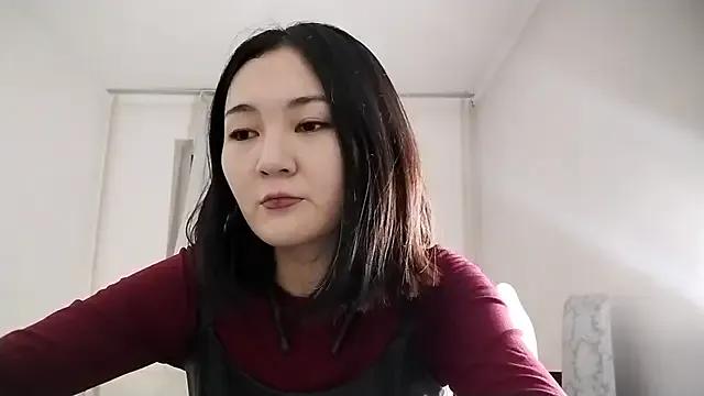 StripChat Lyndasilk is Private Lyndasilk — Put a finger in your mouth