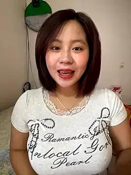 StripChat maianhcute is Freechat maianhcute — live