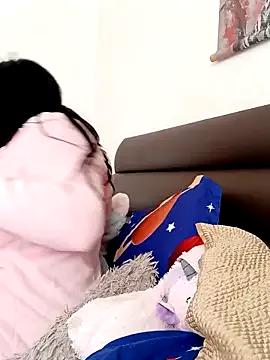 Freechat mariabloom9 on StripChat